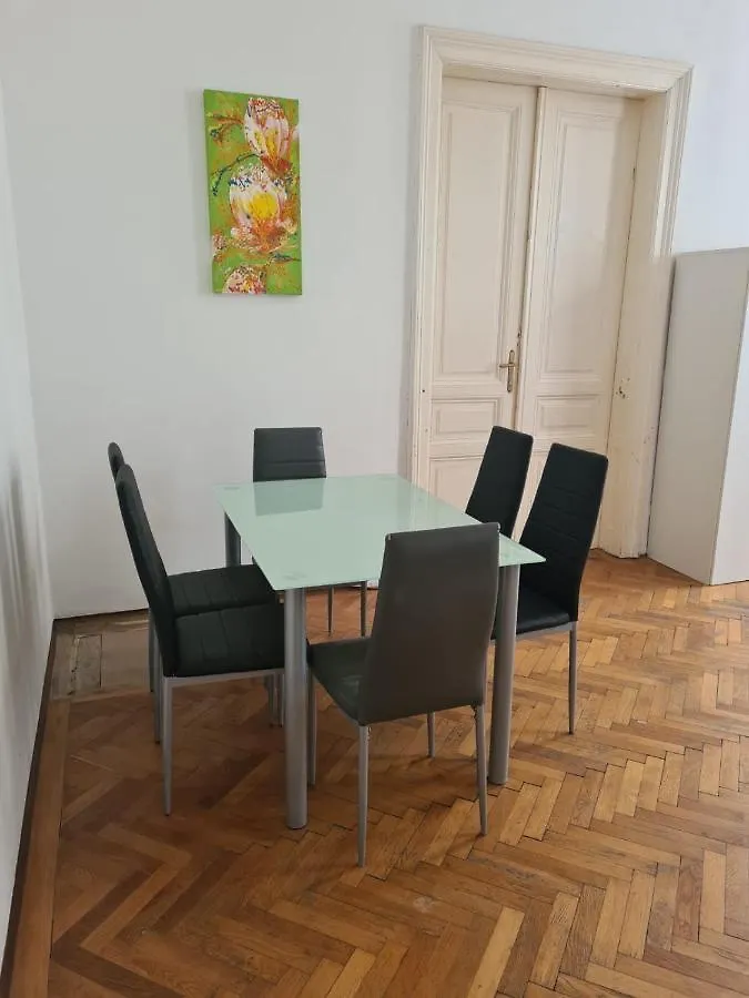 Central City Apartment 131 Vienna