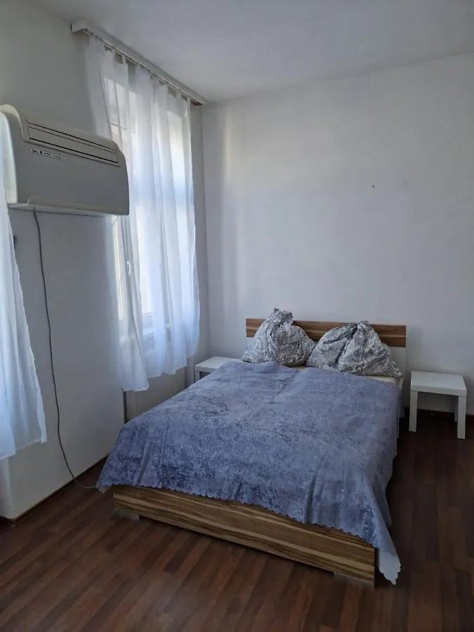 Central City Apartment 131 Vienna